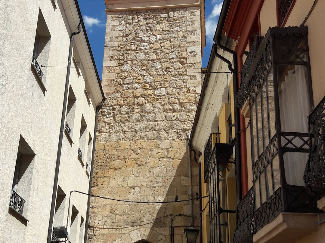 Puerta de la Villa
