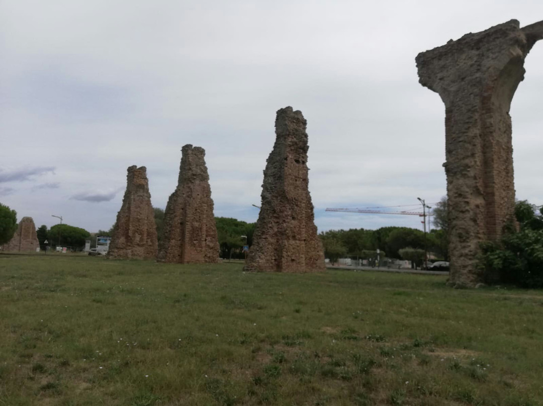 Aqueduc romain景点图片