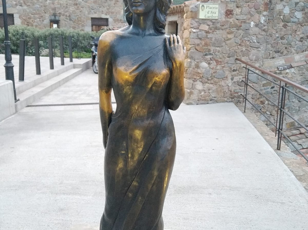 Ava Gardner Statue景点图片