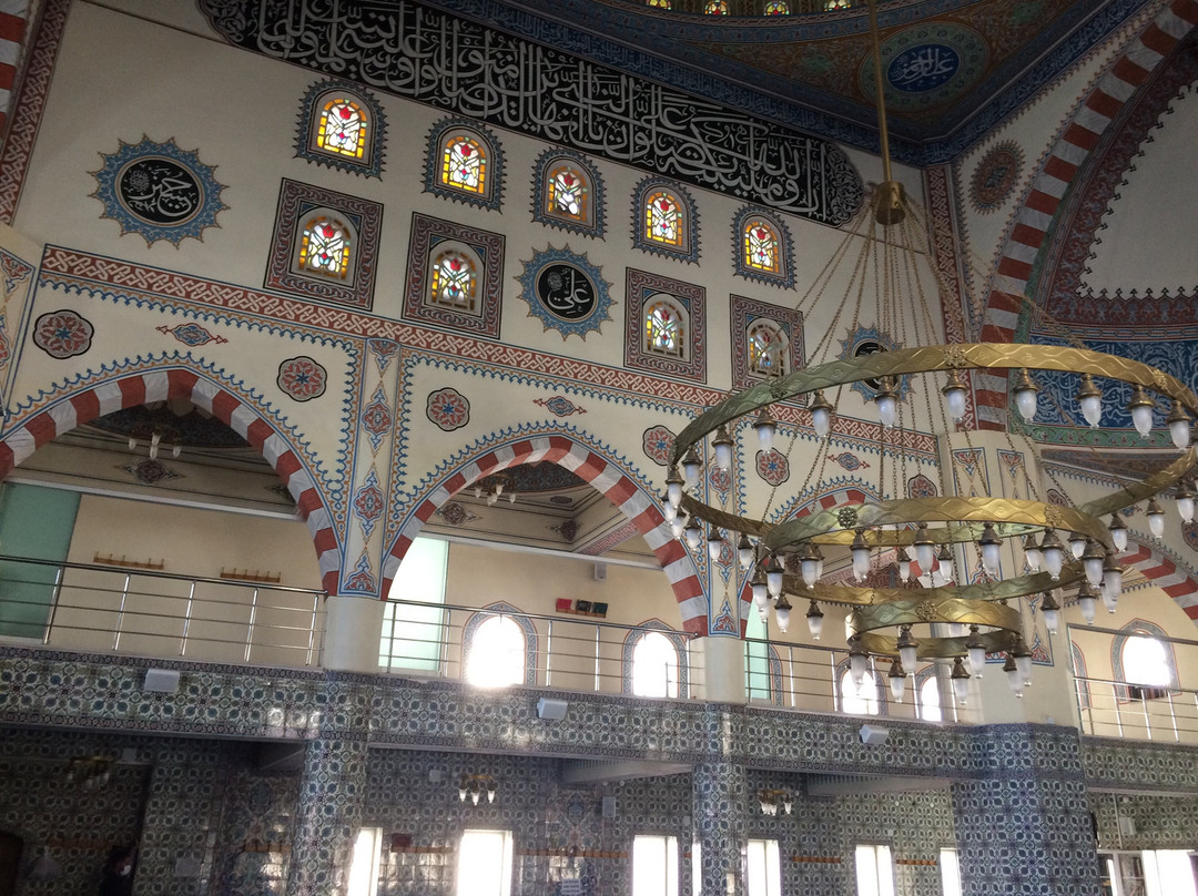 Söğütlü Camii