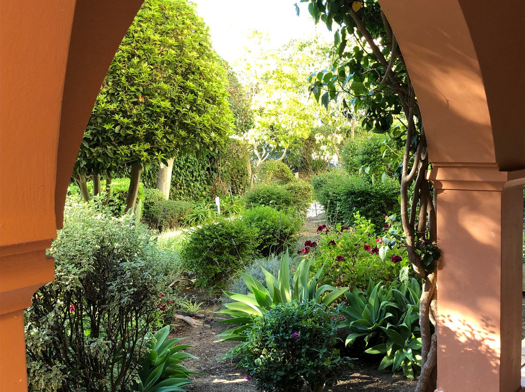 Jardim da Meia Praia主图