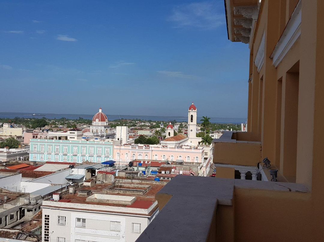 Hotel Melia San Carlos主图