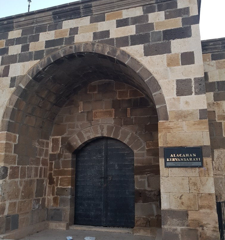 Alacahan Kervansarayi-Sivas必去景点