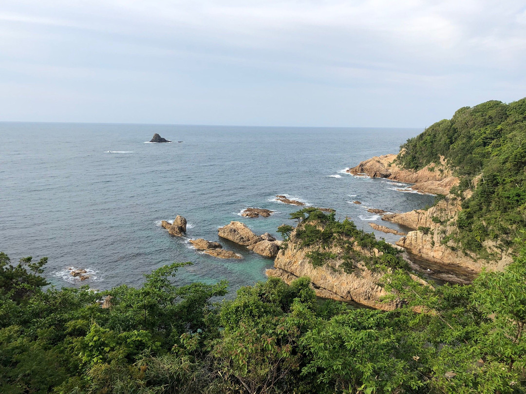 Shirahara Kamogaiso Rocky Shore-岩美町必去景点