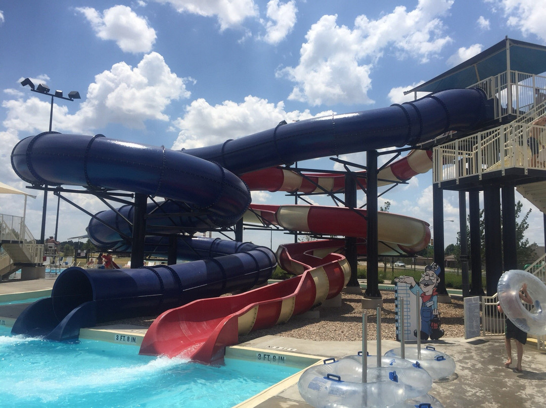 The Station at Central Park Aquatic Center-穆尔必去景点