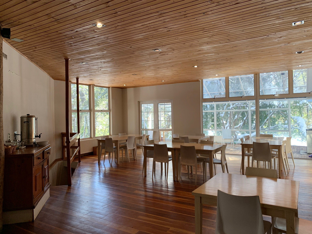 Hotel Robledal主图