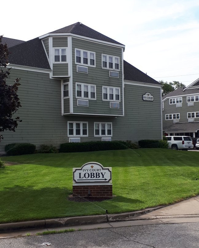 Ivy Court Inn & Suites主图