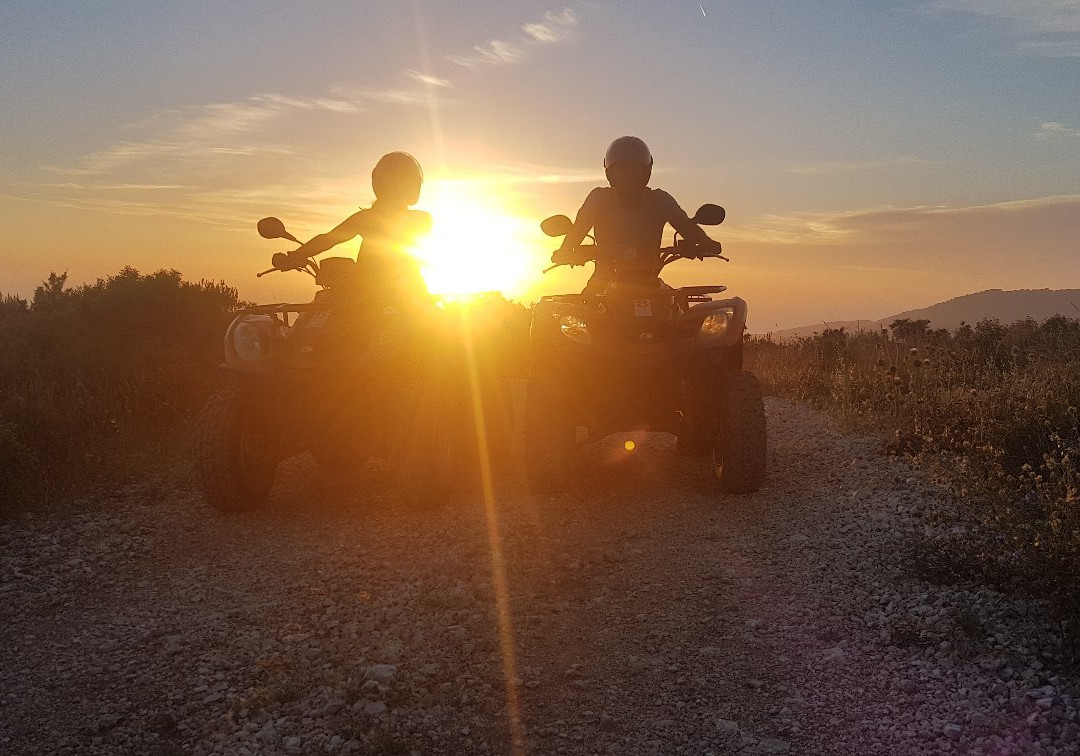 Adrenaline Quad Safari Vis景点图片