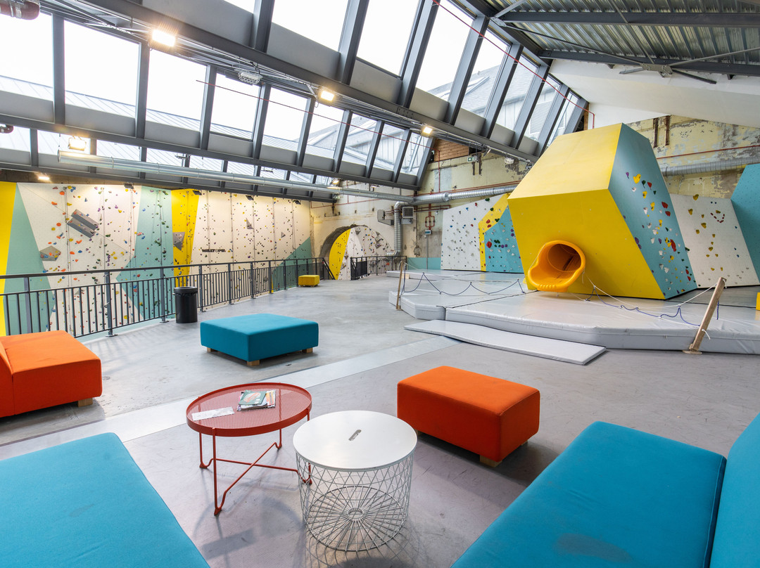 Climb Up-布列斯特必去景点