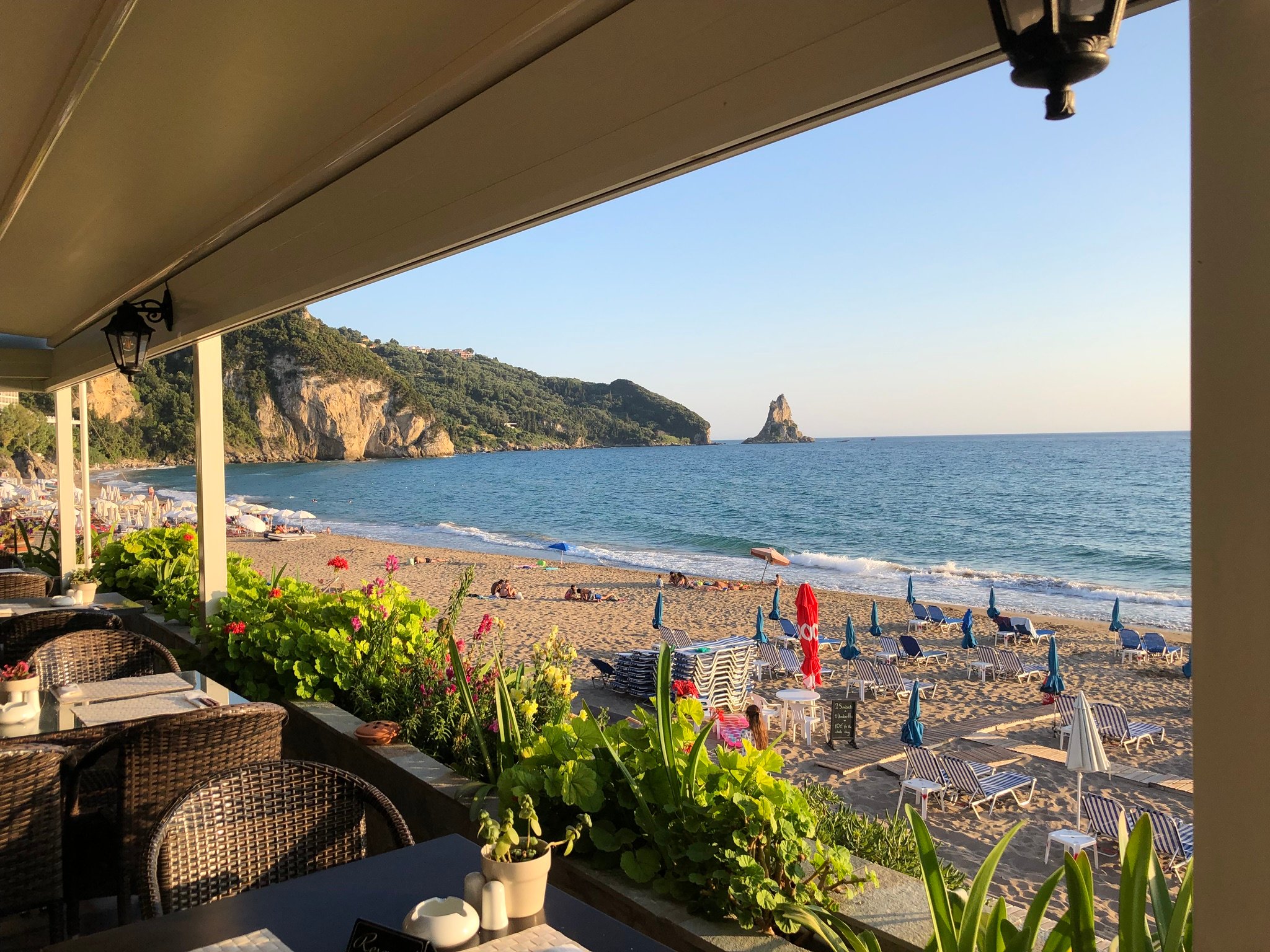 Dandidis Seaside Pension-餐饮
