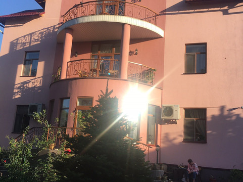 亚洲山酒店 2主图