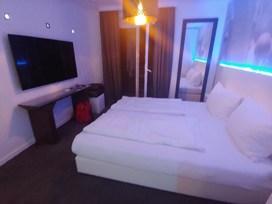 Motel Checkin-24主图