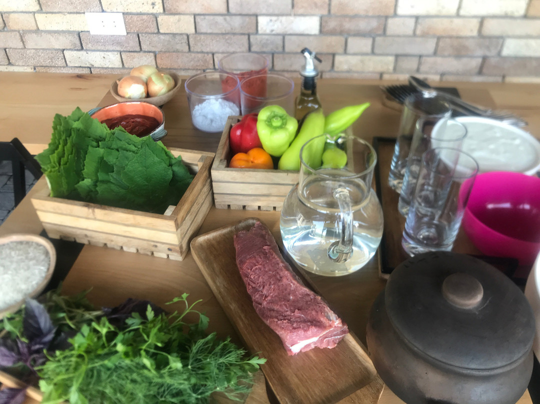 Hover Boutique Hotel and Restaurant主图