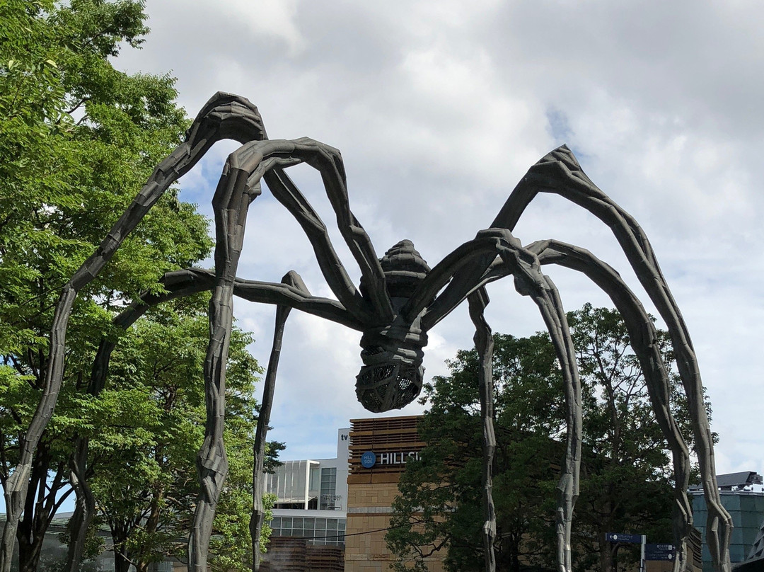 Maman Spider Sculpture-Roppongi必去景点