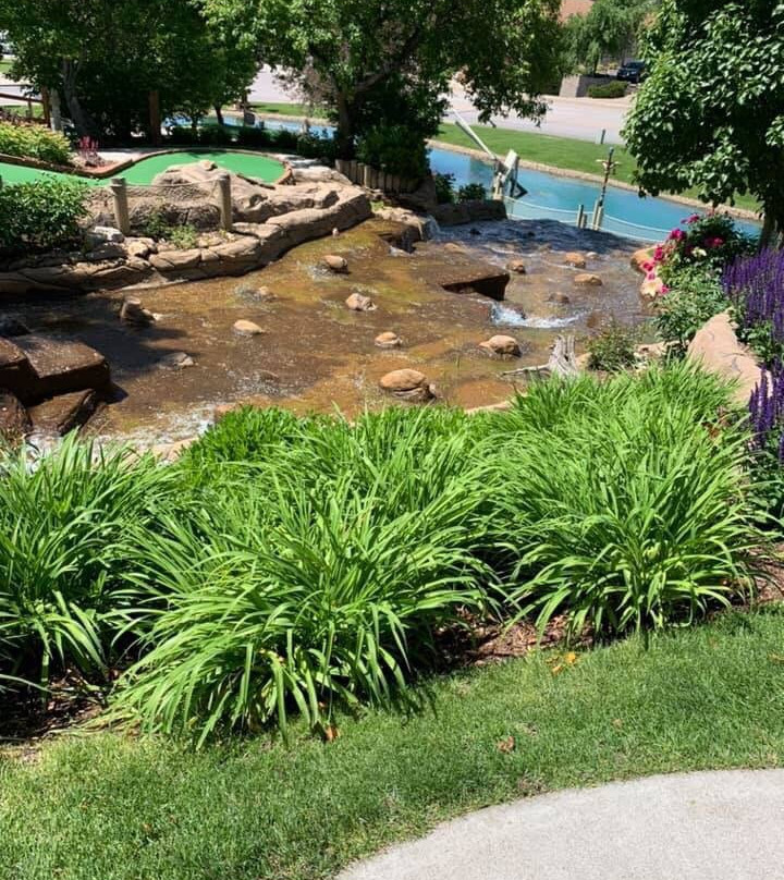 Pirate's Cove Adventure Golf景点图片