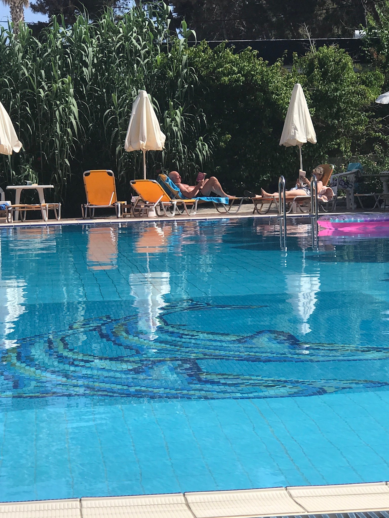 Tara Beach Hotel-泳池