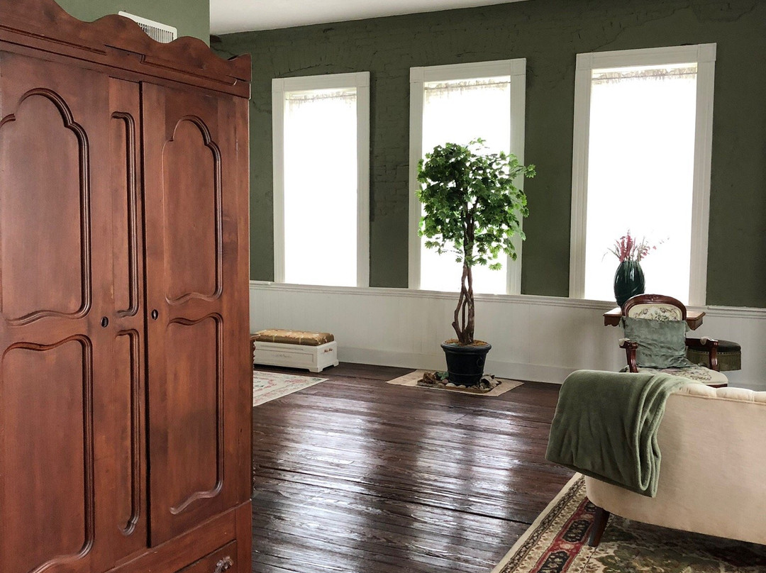 Old School on the Hill B&B主图