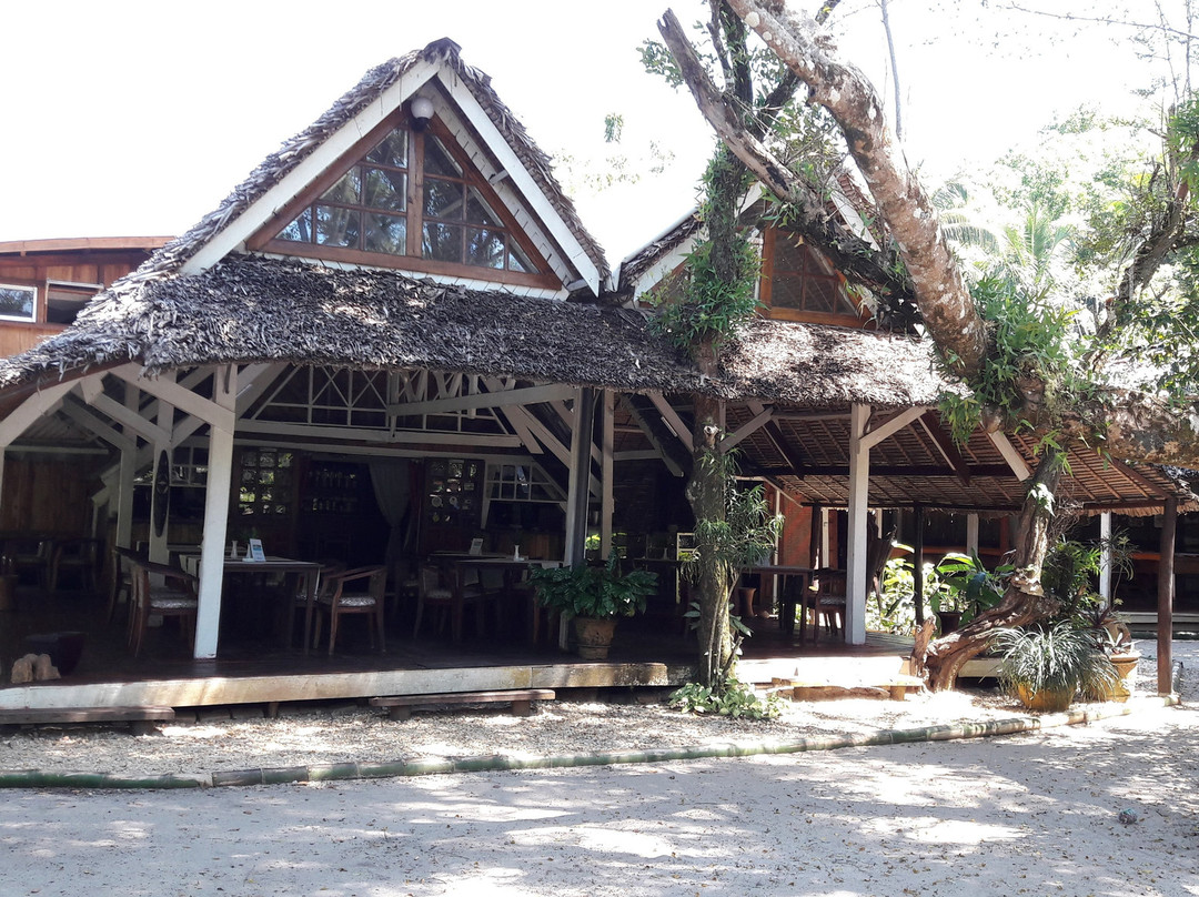 Les Acacias Bungalows Manambato主图