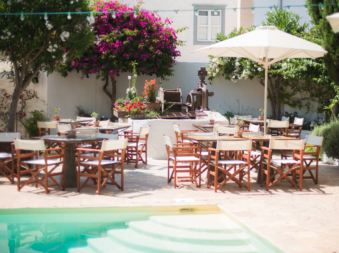 Bratsera Hotel主图