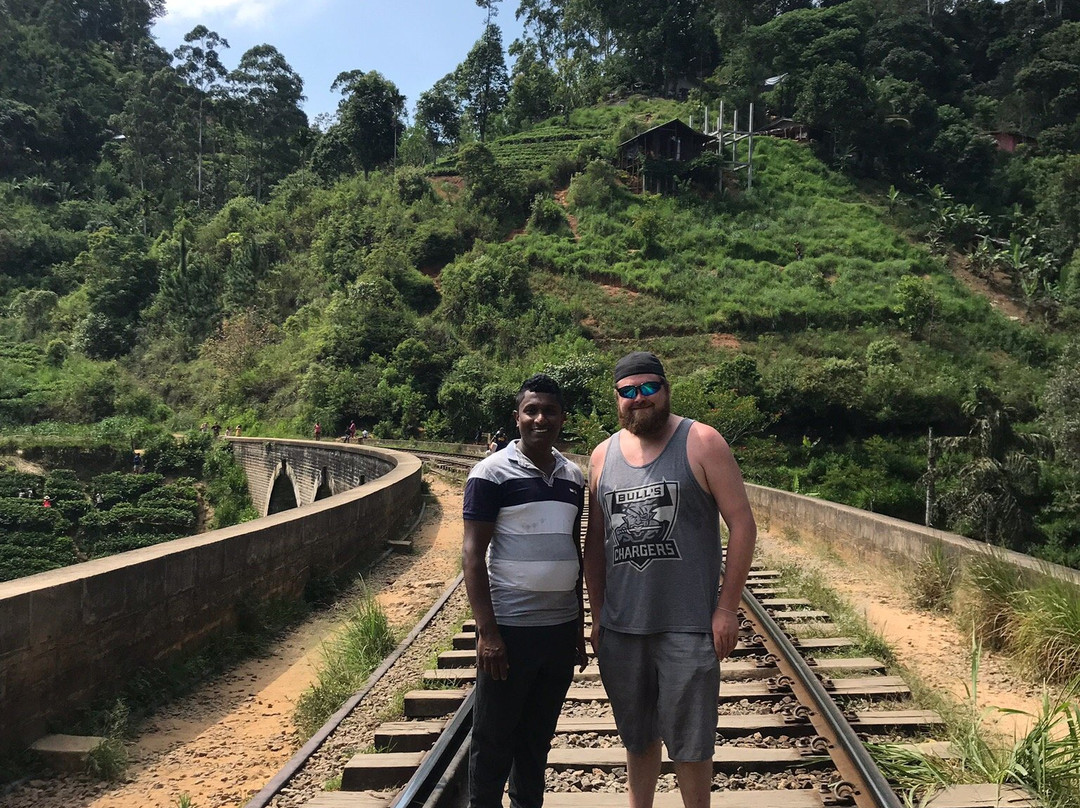 Loving Lanka Tours景点图片