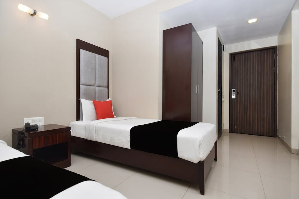 Hotel The Sky Court主图