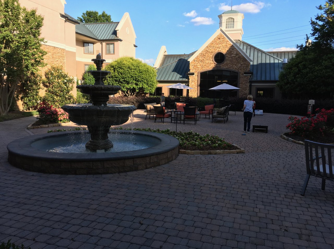 Staybridge Suites Charlotte Ballantyne by IHG主图