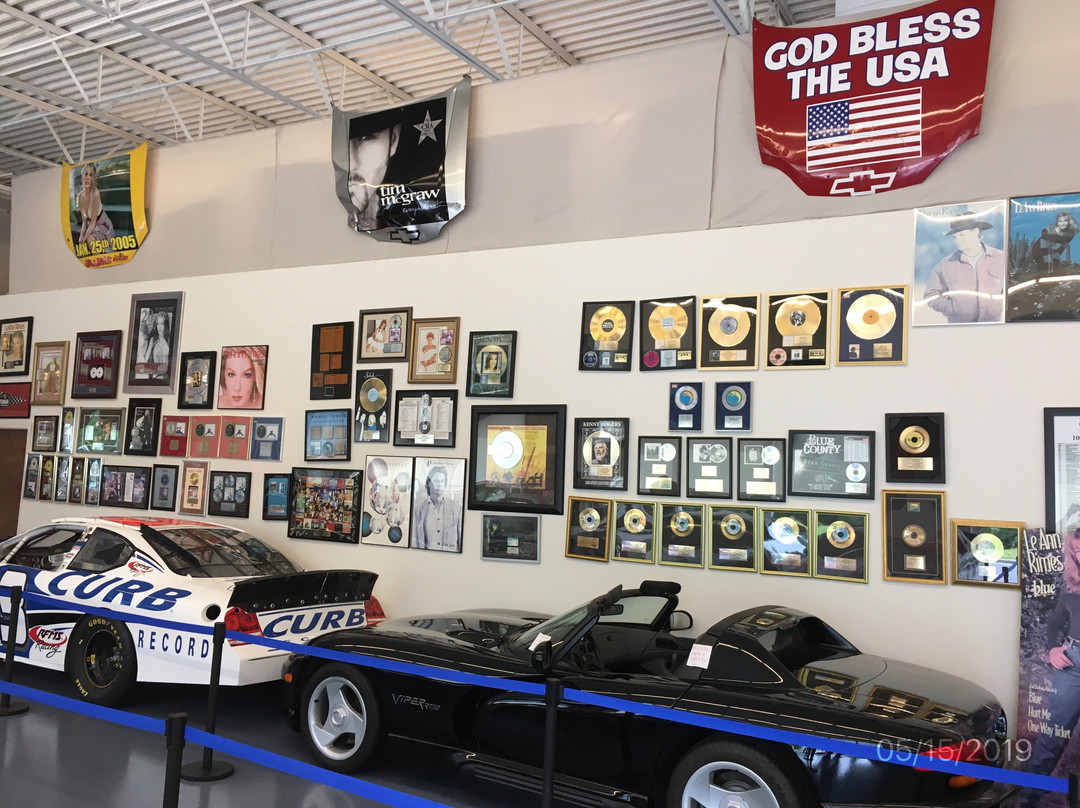 Curb Motorsports and record Museum景点图片
