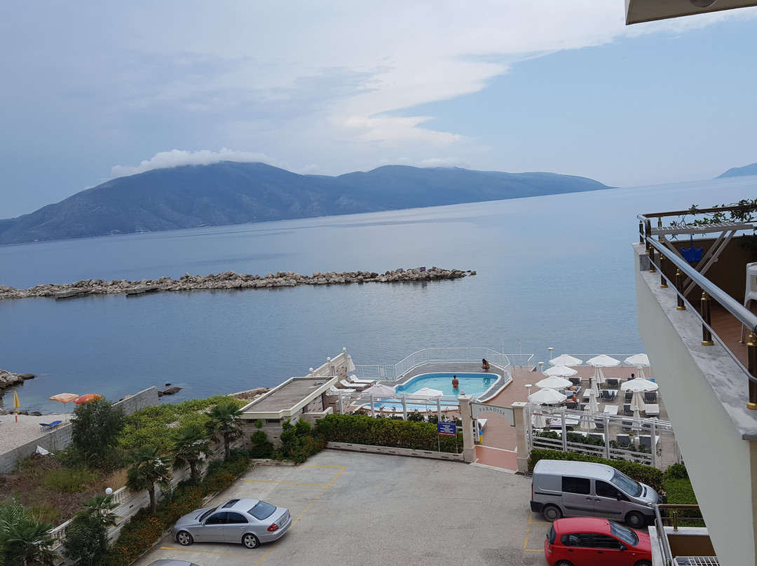 Paradise Beach Hotel主图