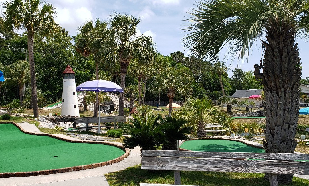 Tropical Adventure Mini Golf景点图片