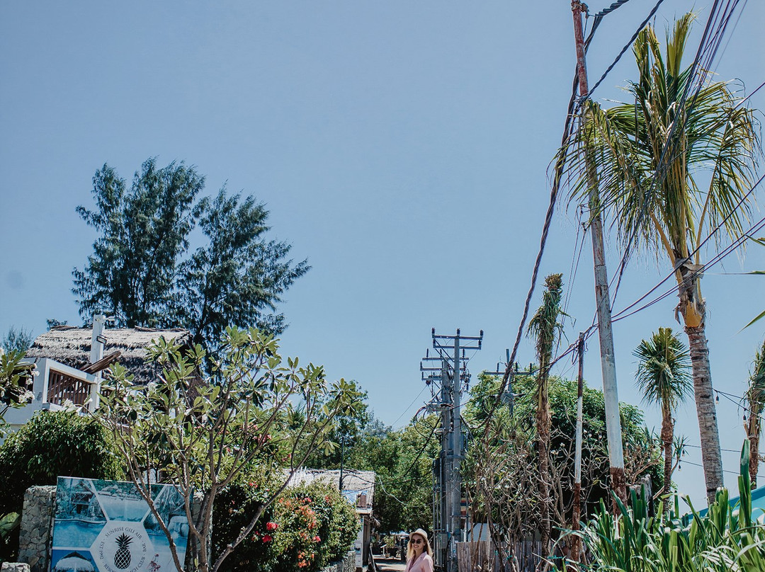 日出度假村主图