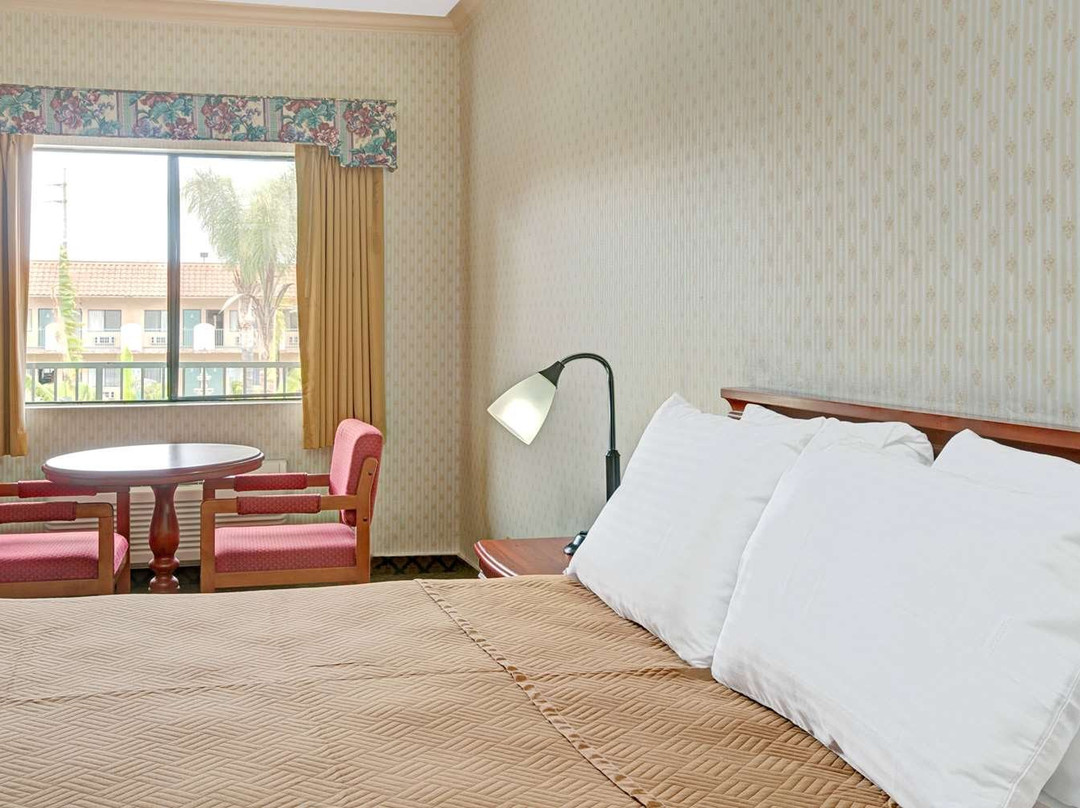 Travelodge by Wyndham Lynwood主图