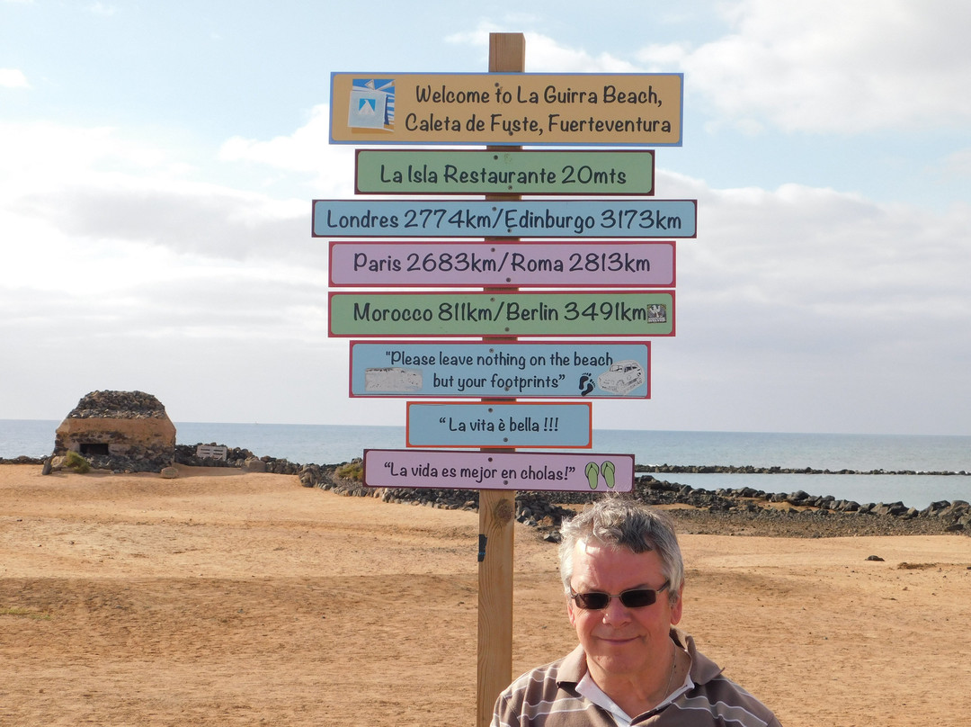 La Guirra Beach景点图片