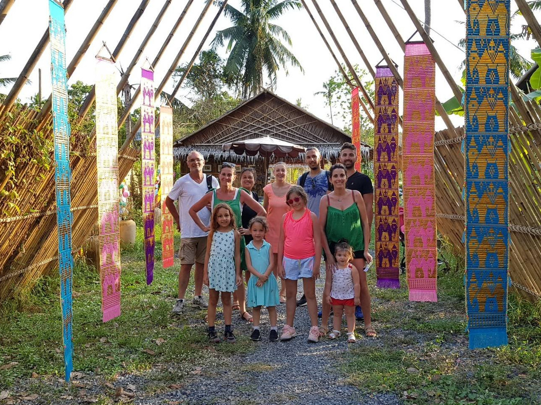 Amazing Elephant Dung Paper-Na Mueang必去景点