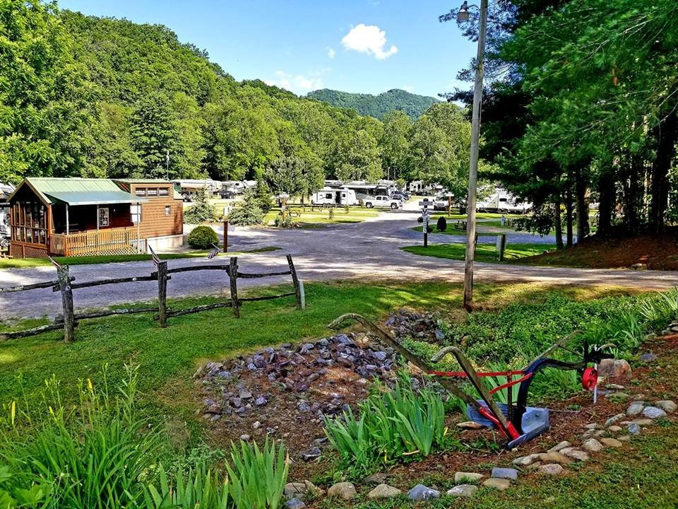 Creekwood Farm RV Park
