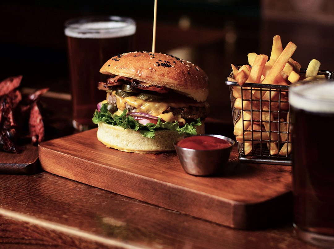 MacLaren's Irish Pub