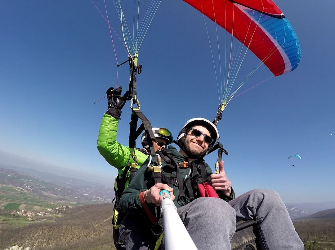 Parapendio Voghera景点图片