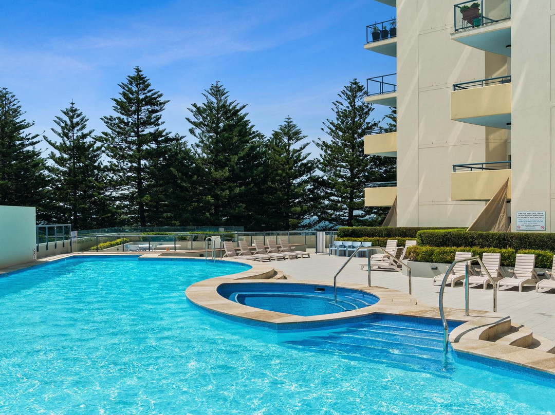 奎斯特克鲁海滩酒店主图