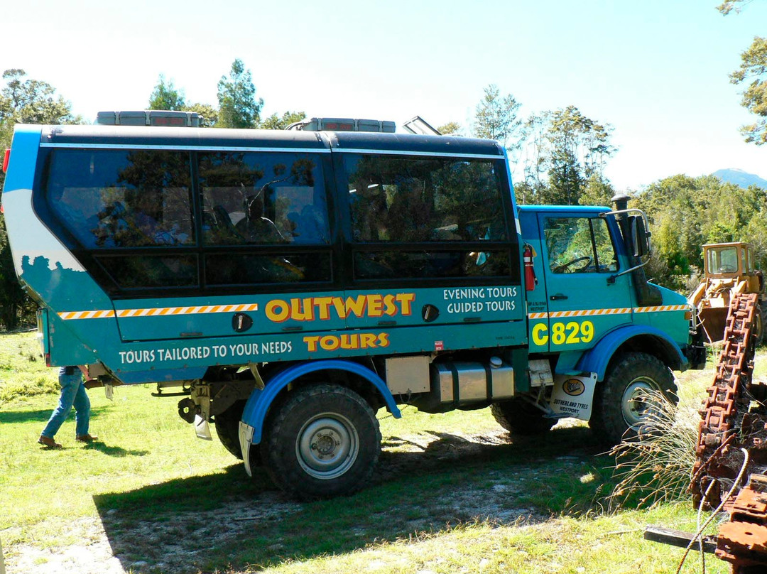 Outwest Tours景点图片
