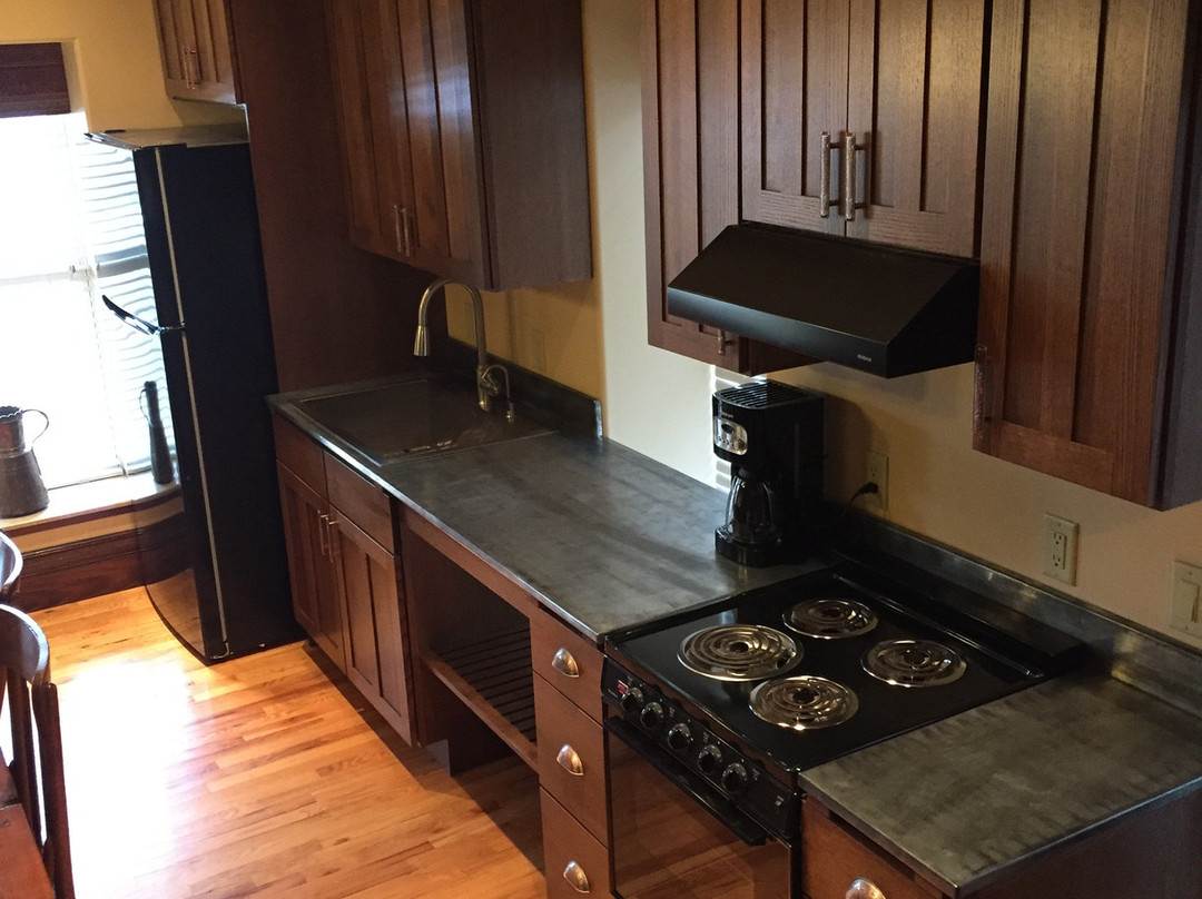 High Prairie Lodge主图