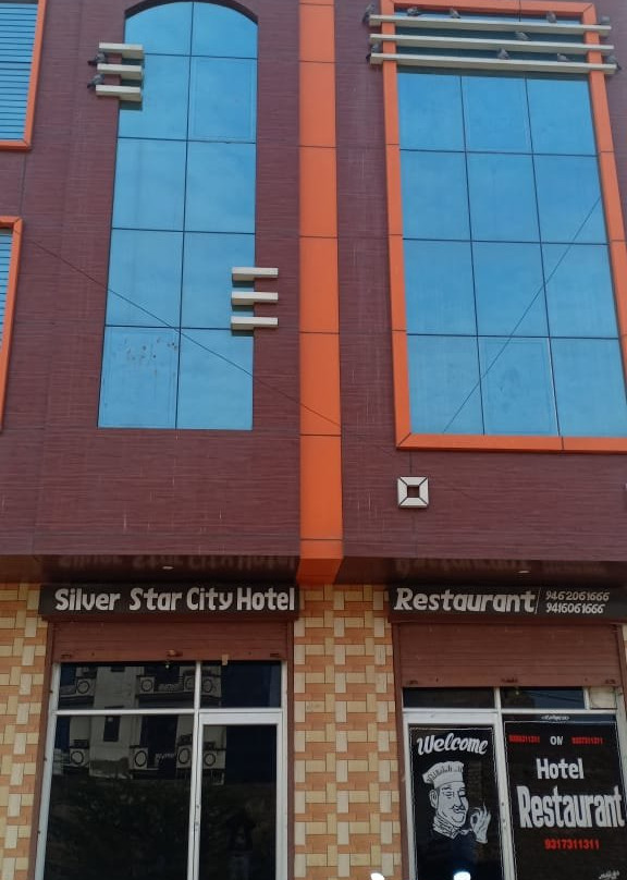 61016 Om Hotel