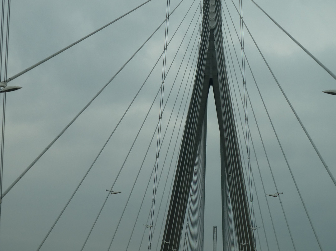 Pont de Normandie-翁弗勒尔必去景点