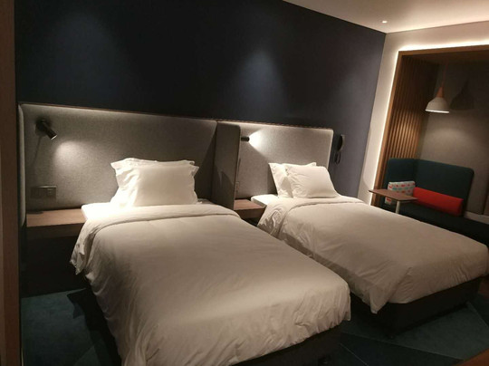 上海古北智选假日酒店主图