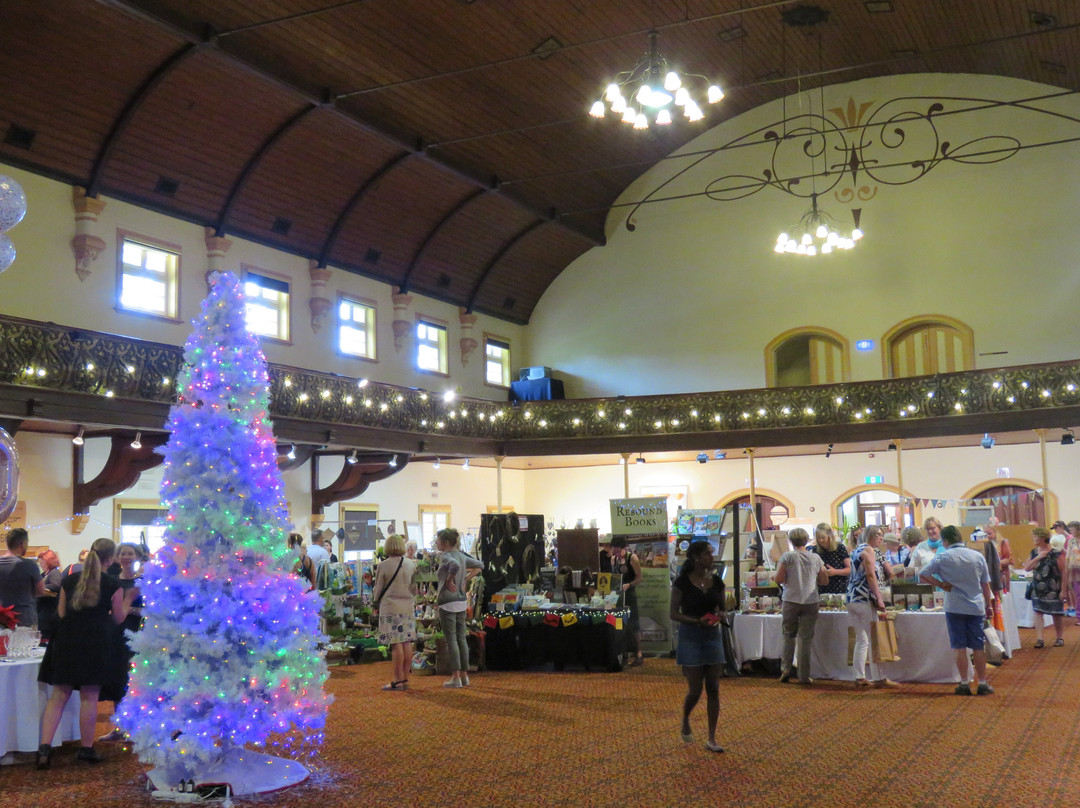 Albert Hall-朗塞斯顿必去景点