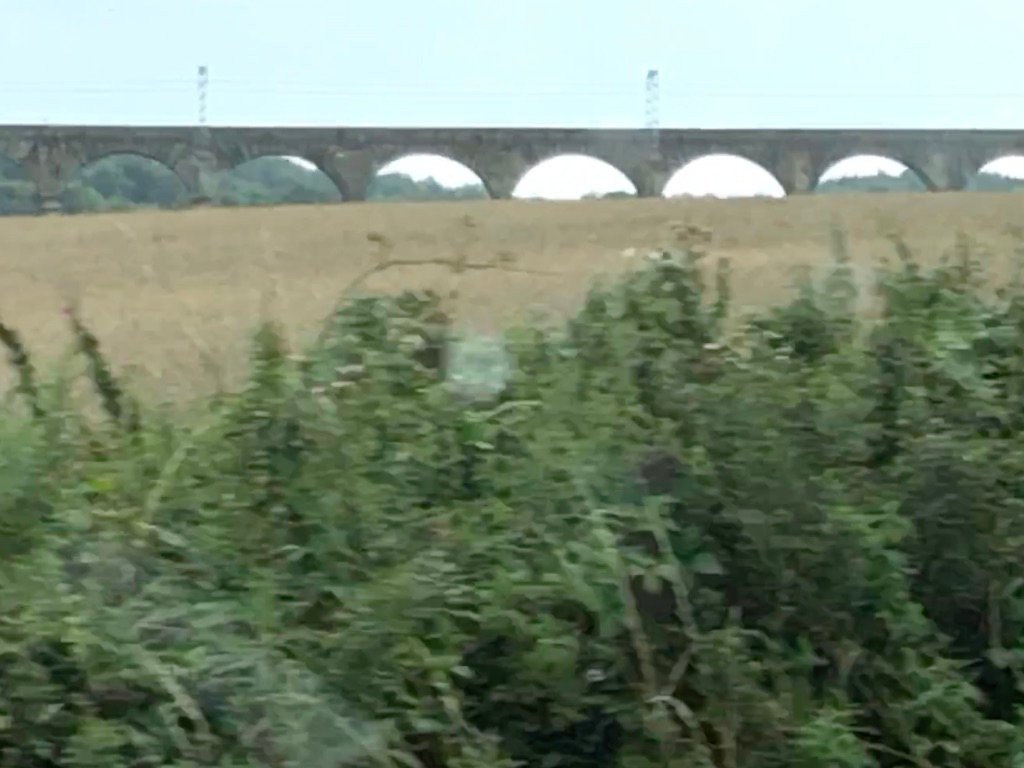 Broxburn Viaduct景点图片