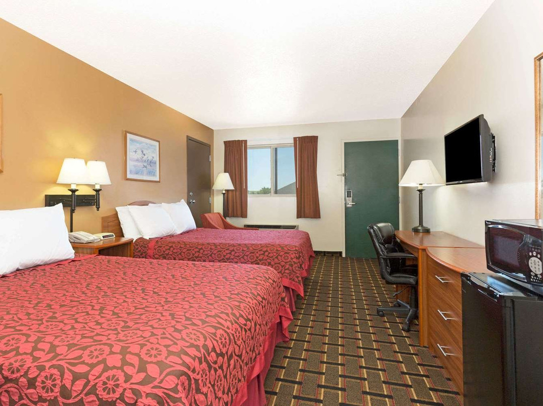 Days Inn by Wyndham Paxton主图