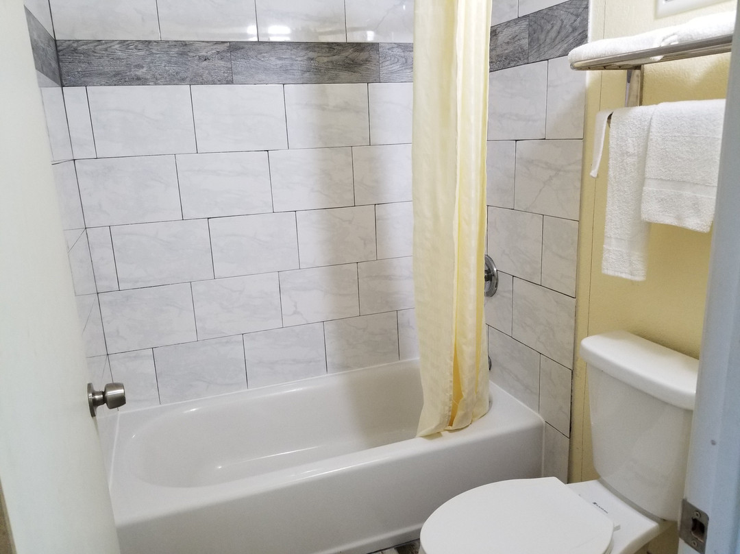 Ameristay Inn & Suites主图