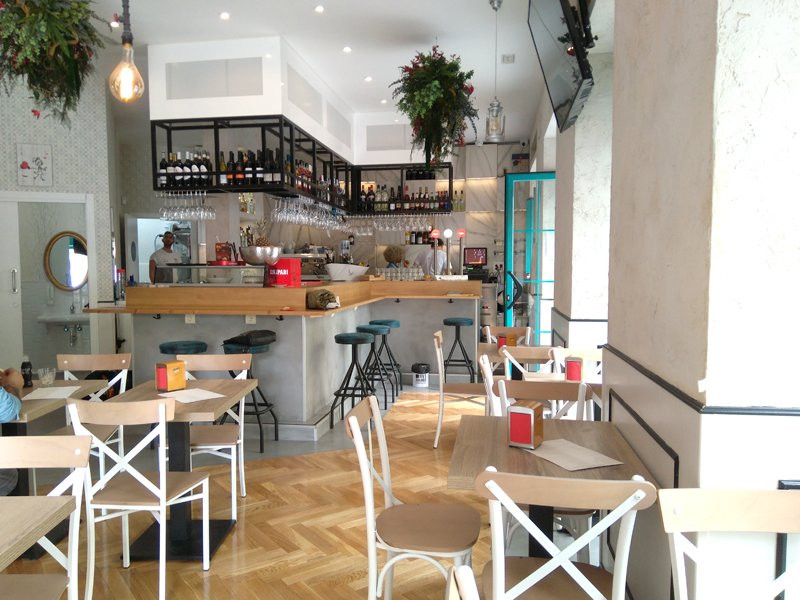 PrimaDonna Pizza Bar