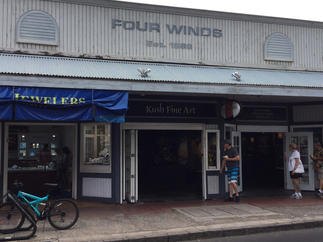 Kush Fine Art Gallery-拉海纳必去景点