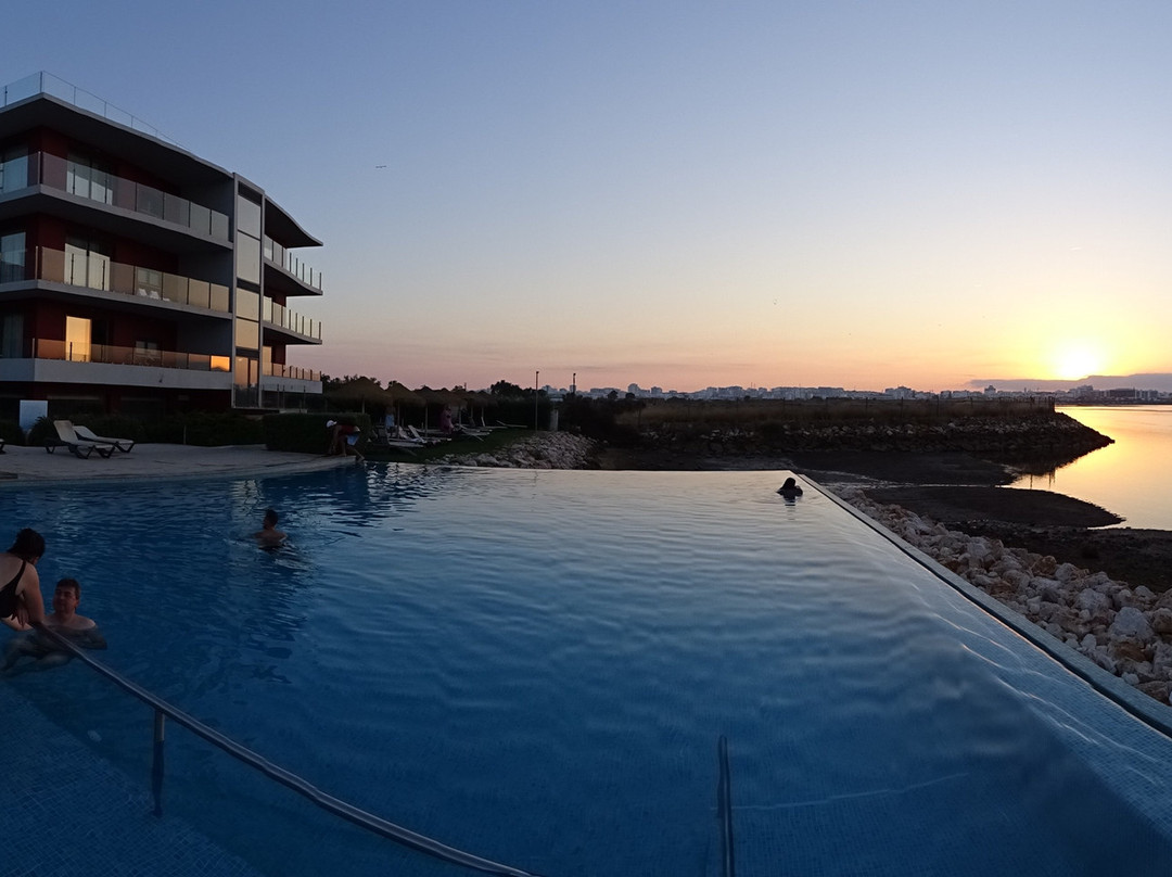 Agua Hotels Riverside主图