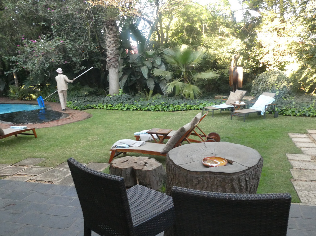 非洲巖酒店主图